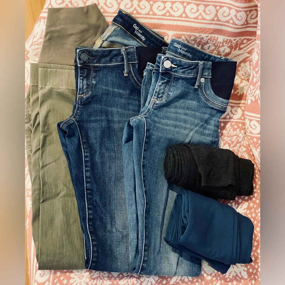 Maternity jeans and leggings S or XS